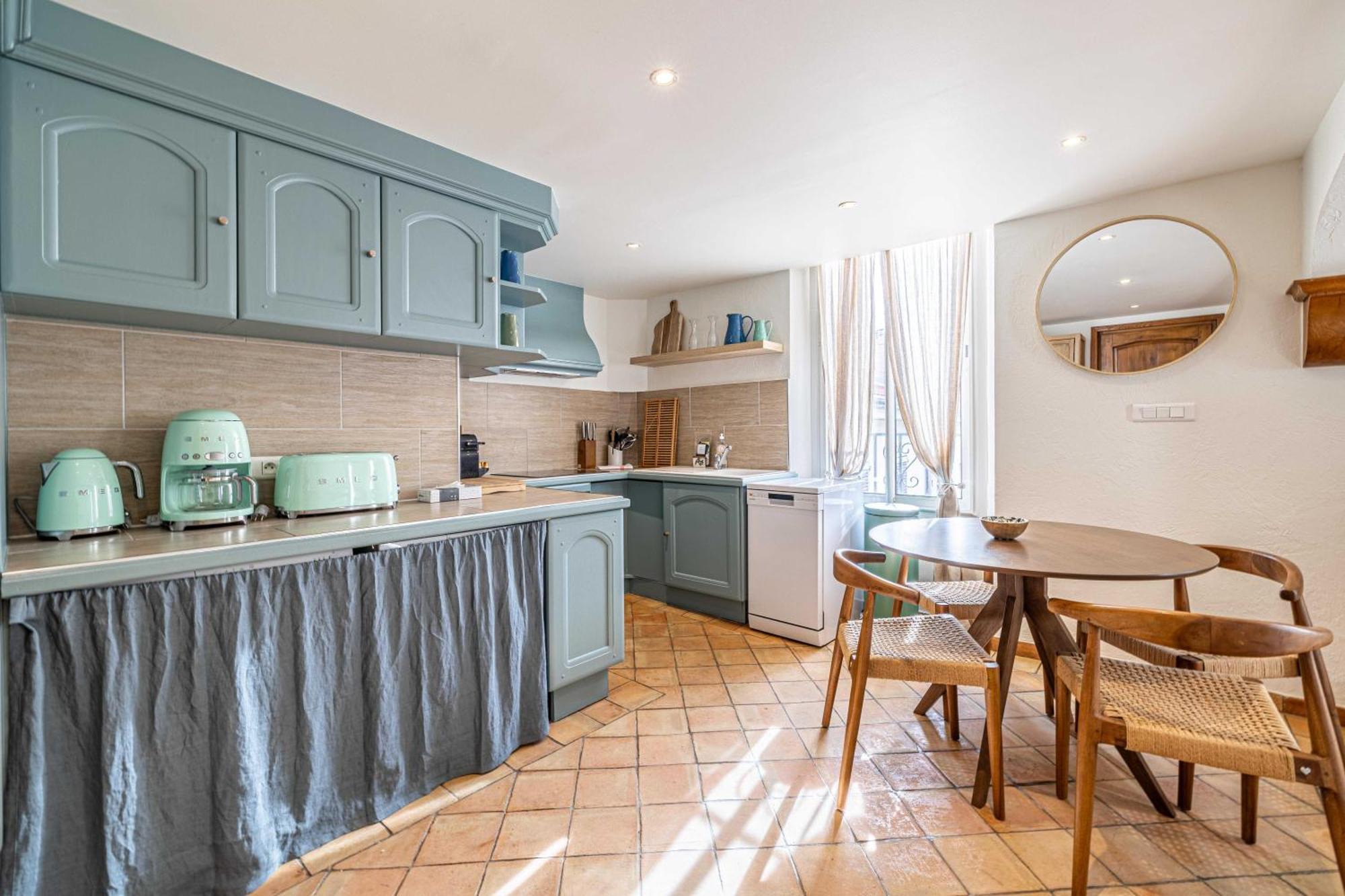Charming Heart Of Suquet Neighborhood * Cannes